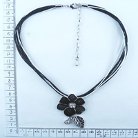 Flower necklace