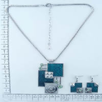 Costume jewellery - necklace and earrings set