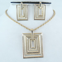 Alloy necklaces in gold plating 6199