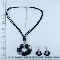 Necklace with sudede cords 9204