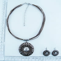 Enamel necklaces in brown 9135
