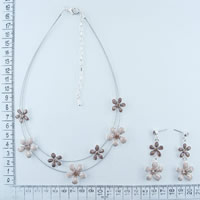 Flower necklace in beige80195