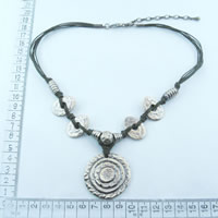 Fashion metal necklaces