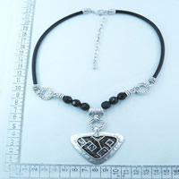 Costume jewelry|Necklaces