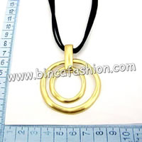 Fashion necklace