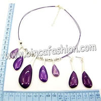Fashion necklace set