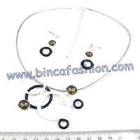 Alloy jewellery set