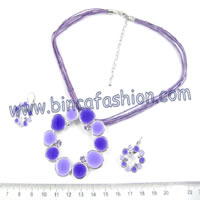 Costume jewelry set