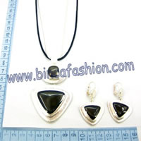 Alloy necklaces