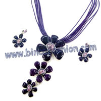 Fashion jewellery set
