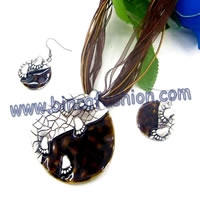Fashion necklaces