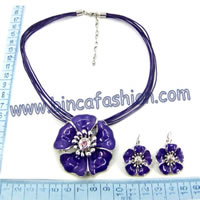 Costume jewellery 