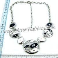 Fashion jewelry