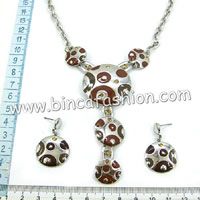 Alloy jewellery set