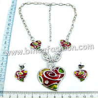 Costume jewellery set