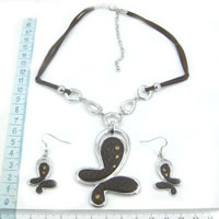 Alloy jewellery set