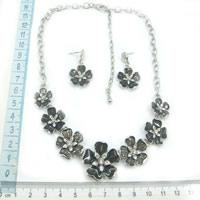 Alloy jewellery set