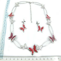 Costume jewellery 