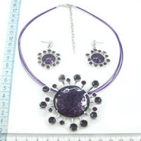 Costume jewelry 