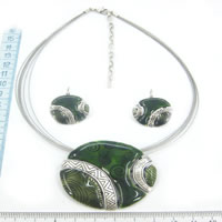 Costume jewellery set