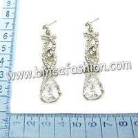 Alloy Zircon earrings